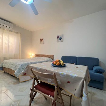 Monolocale Marianna Apartment Olbia Bagian luar foto